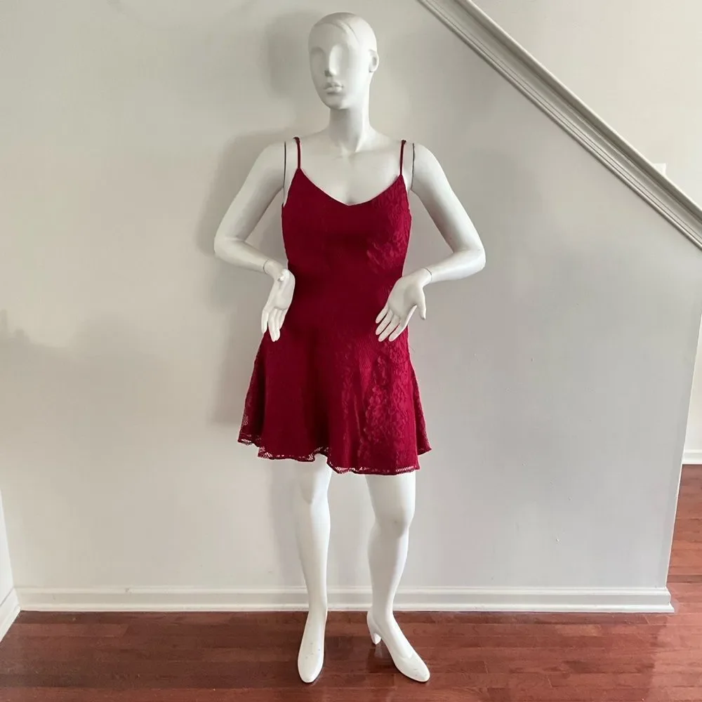 Adelyn Rae Lace Mini Dress Burgundy L